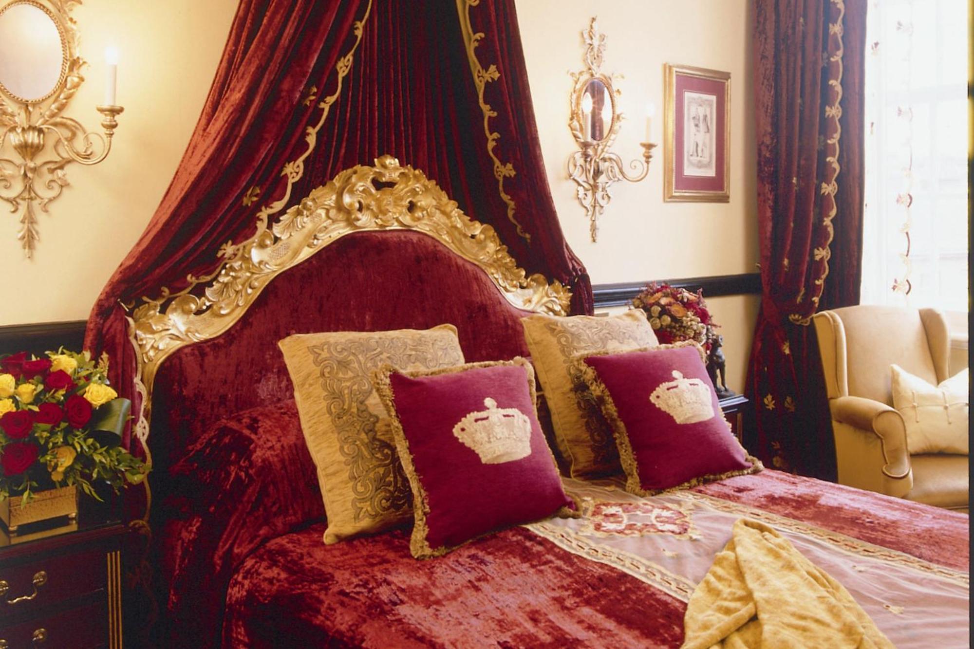 Rubens At The Palace Londra Esterno foto A bedroom at the hotel