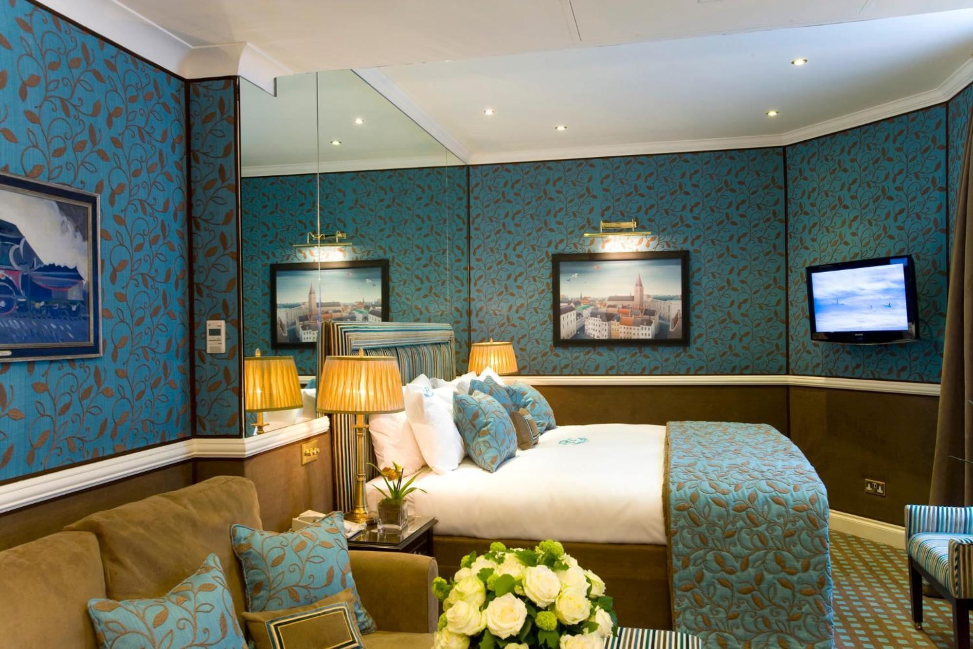 Rubens At The Palace Londra Esterno foto A bedroom at the hotel