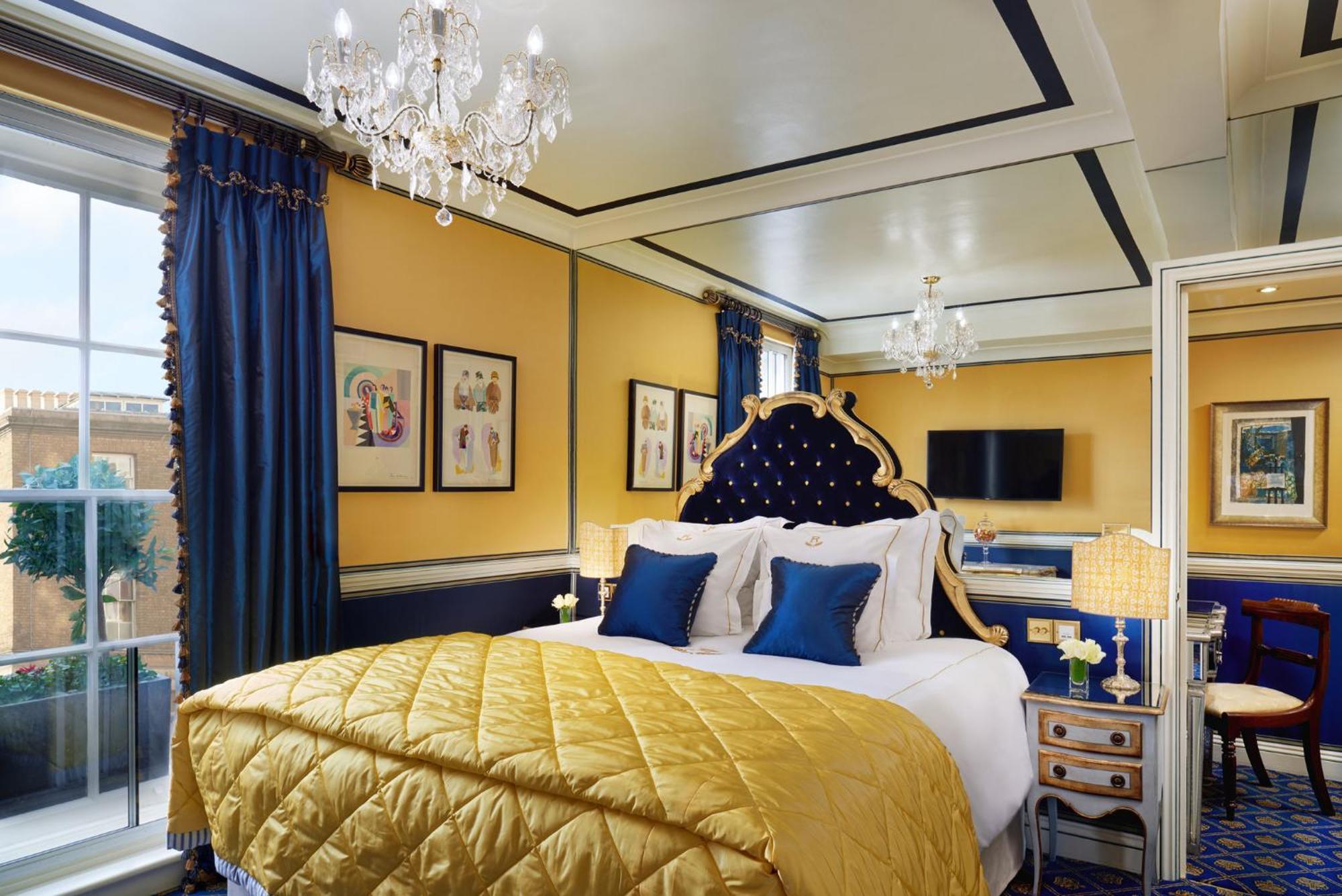 Rubens At The Palace Londra Esterno foto A suite on board
